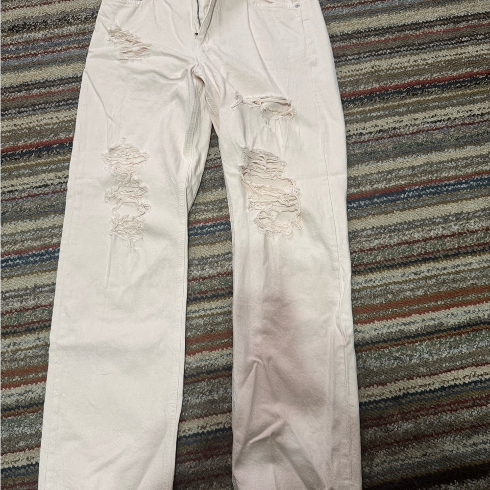 Aeropostale Cream Distressed Straight Leg Jeans